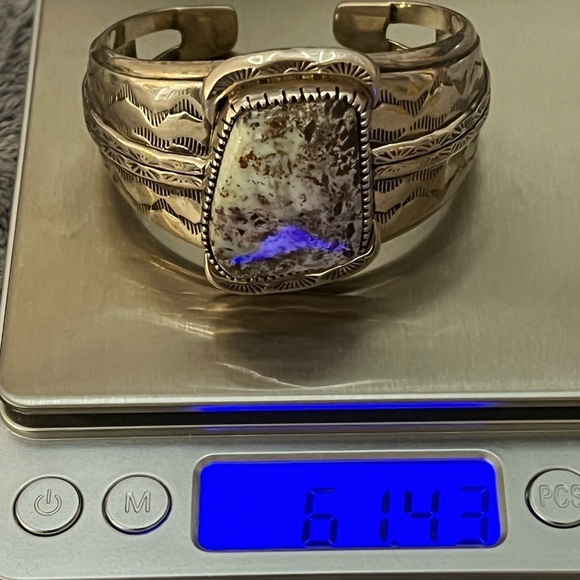 Wilson Padilla Wild Horse Turquoise Sterling Cuff - Picture 8 of 8